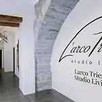 L'arco Living 2 טריאסטה